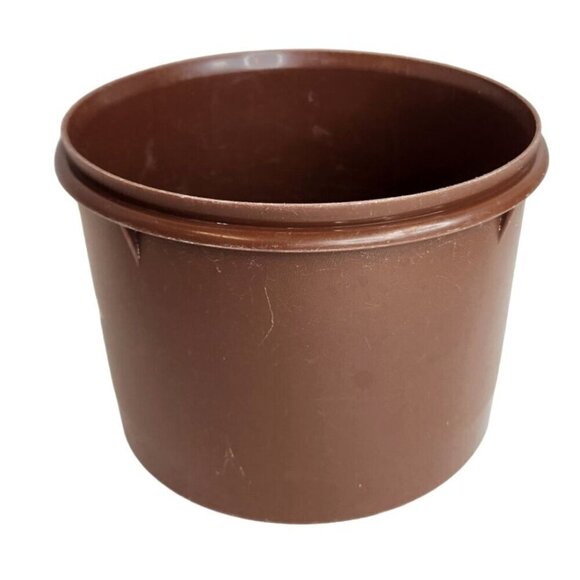 Vintage Brown Tupperware  Canister Container  5.25" tall x 7" wide No. 265-16 - Picture 2 of 13